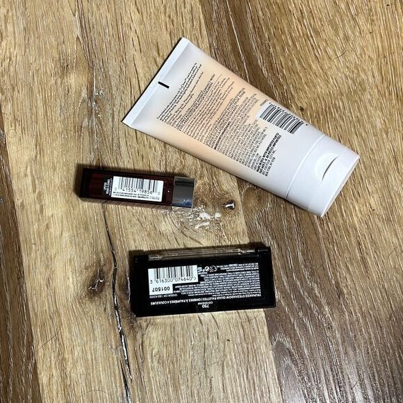 Cover Girl and Maybelline Women Professional Make-up Kit Bundle of 3 - Picture 2 of 5